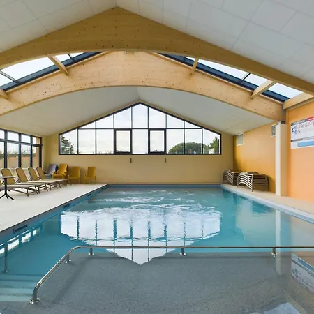 Pour 4 - Domaine Avec Piscine Saint Gilles Croix de vie