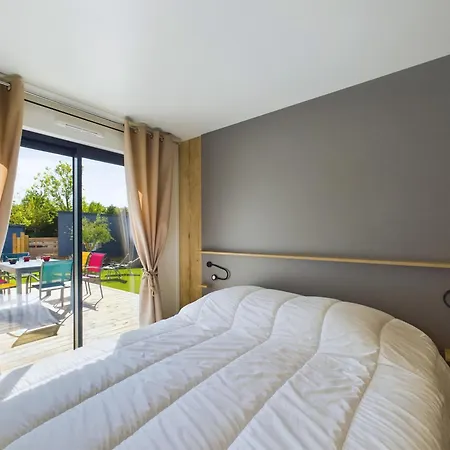 Pour 4 - Domaine Avec Piscine *